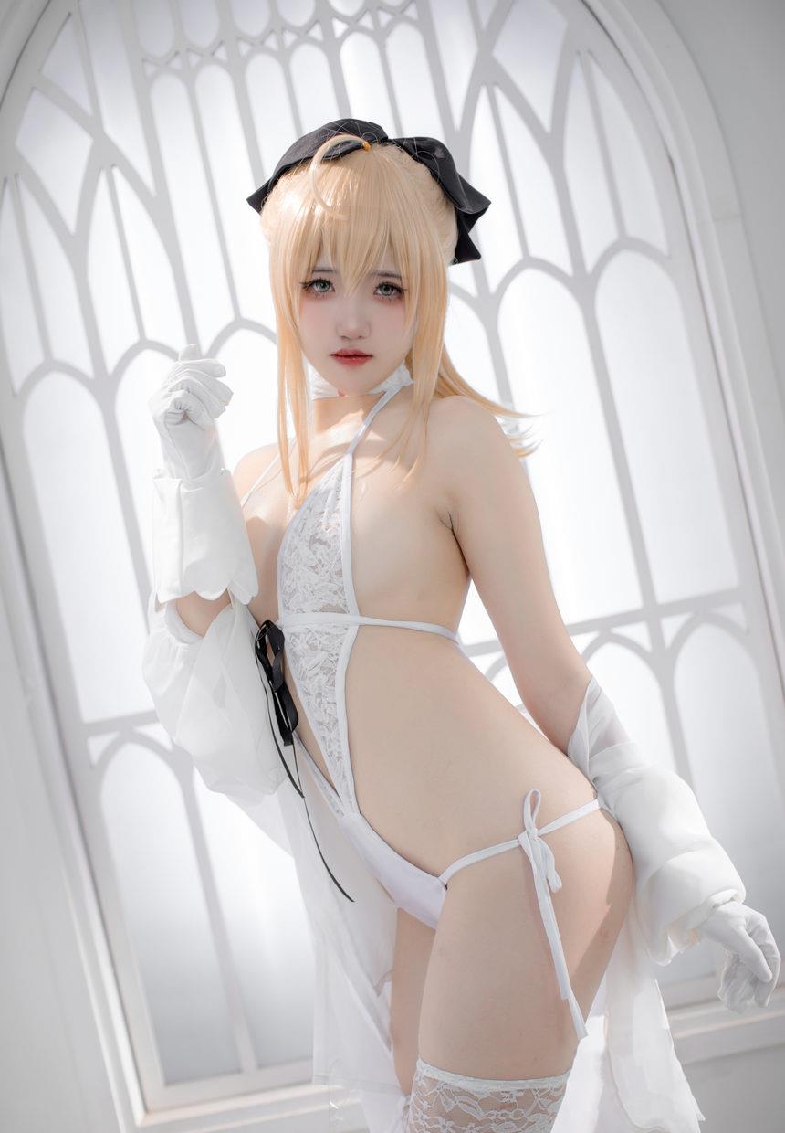 阿薰kaOri - FGO 白Saber [50P-199MB]