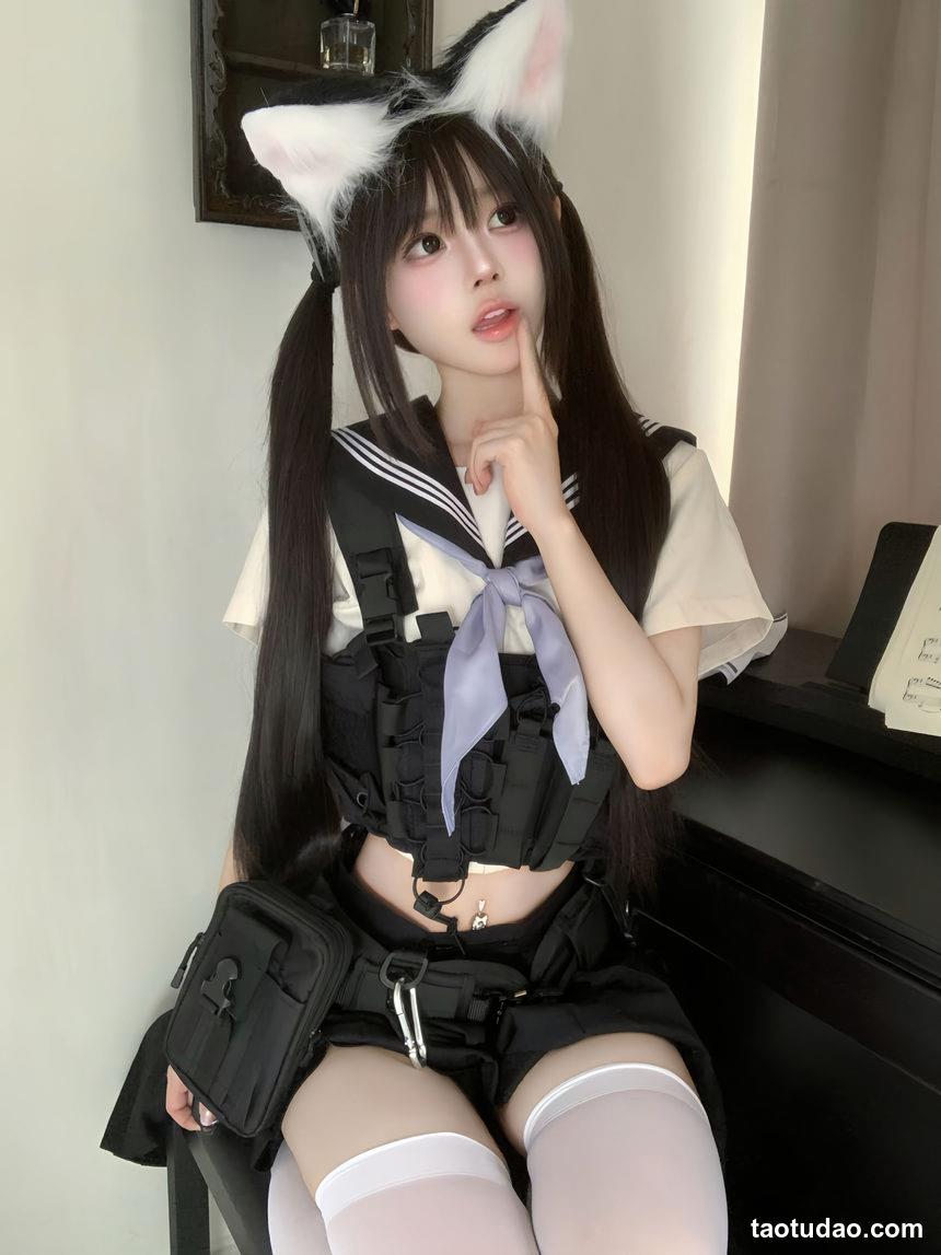 rua阮阮  战术自搭 [18P-233M]