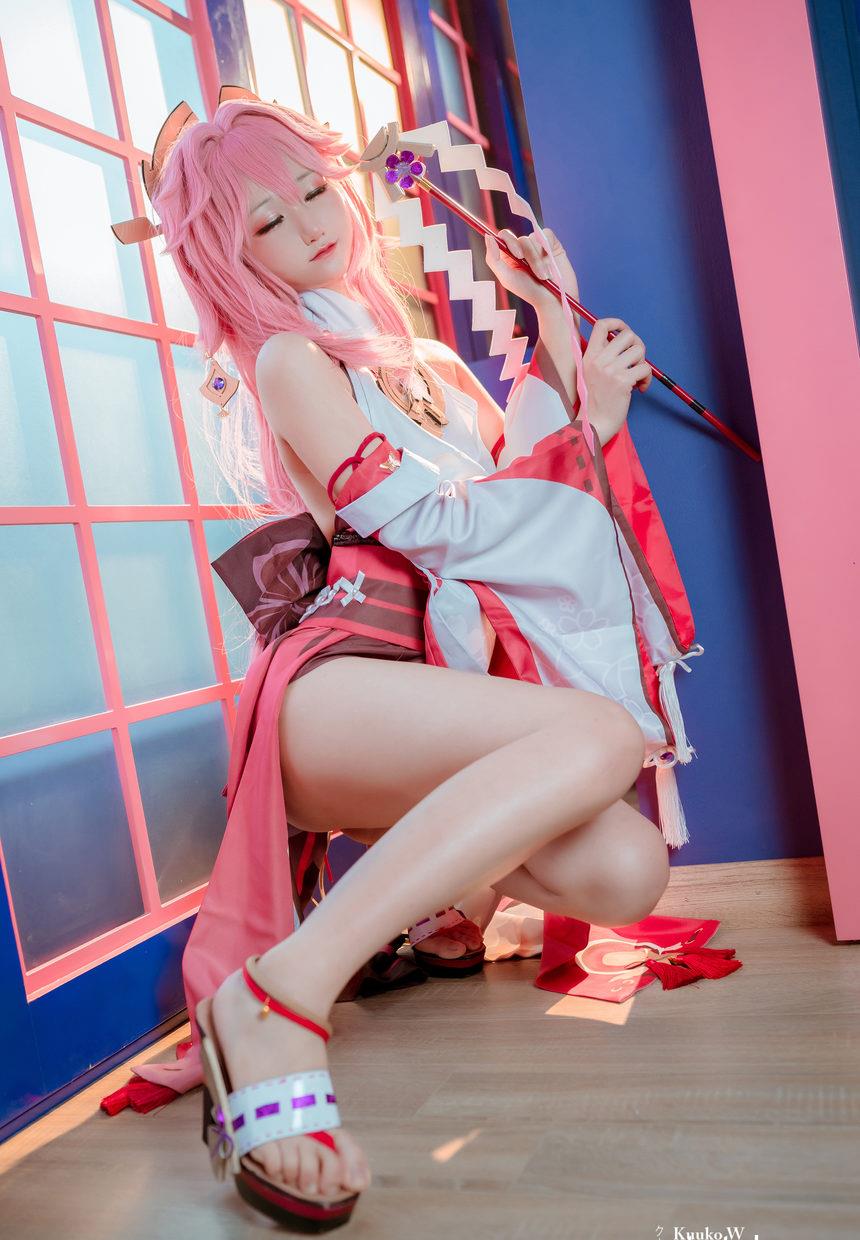 Kuuko W – NO.203 Yae Miko[38P-460.9M]