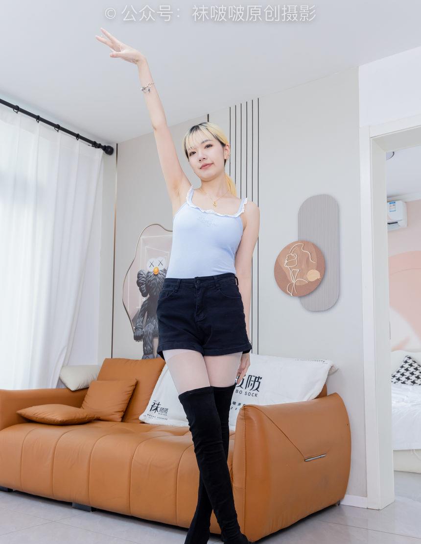 [BoBoSocks袜啵啵]NO.528 小甜豆-高跟长靴、薄白丝、薄黑丝、薄肉丝[200P+1V／6.71GB]