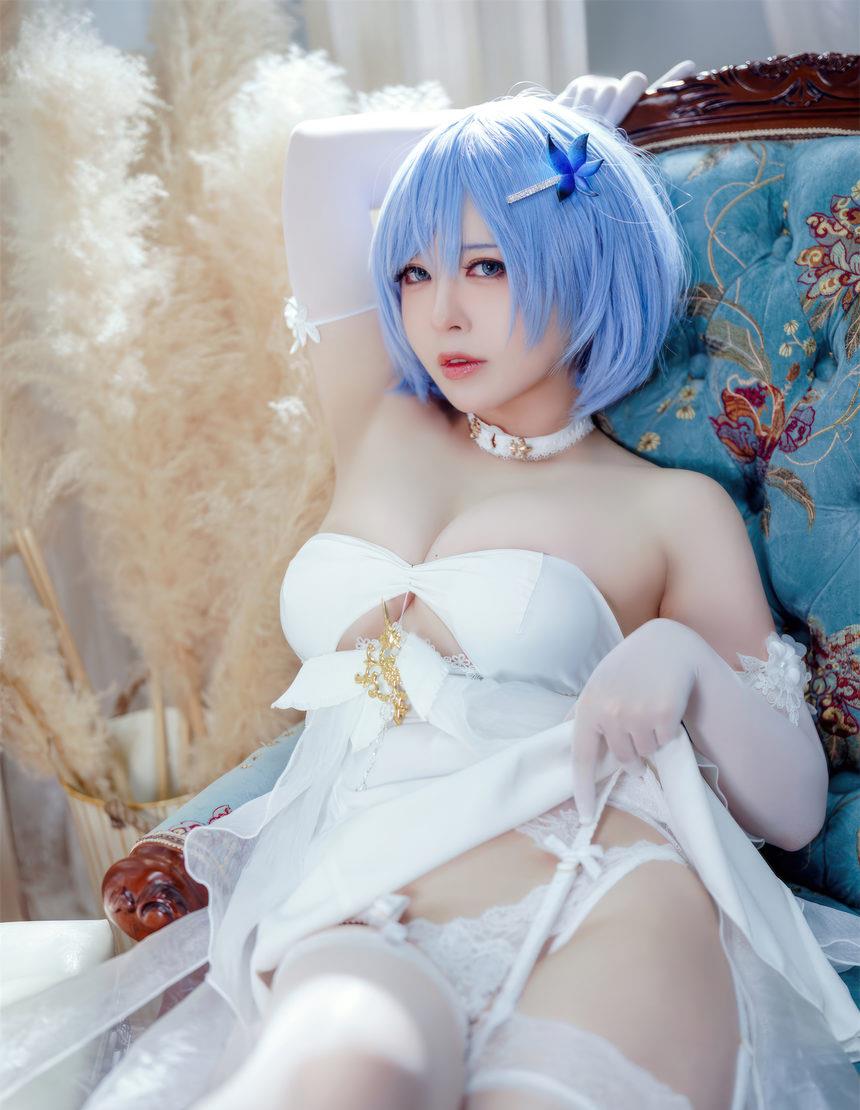 半半子-恰巴耶夫-白骑兵的旋律礼服[64P+2V-306MB]