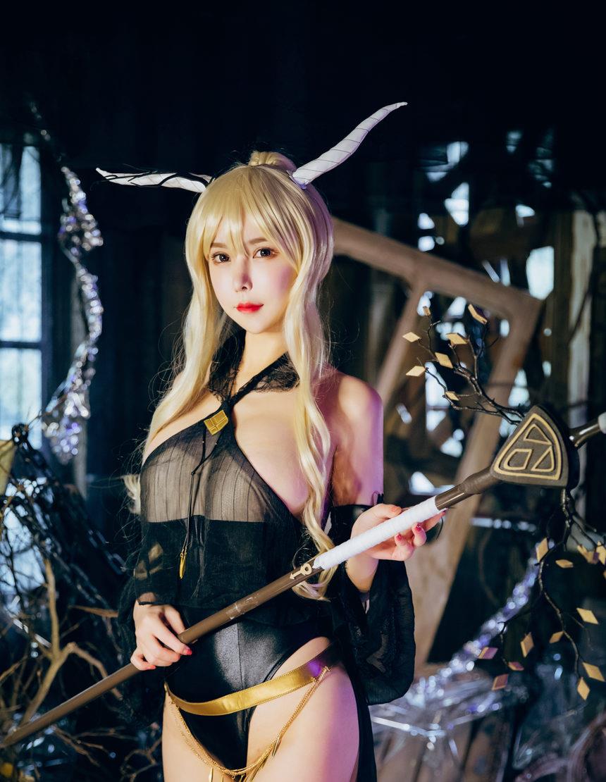 亚马逊鲶鱼 - 明日方舟 闪灵 泳衣 [20P-361MB]