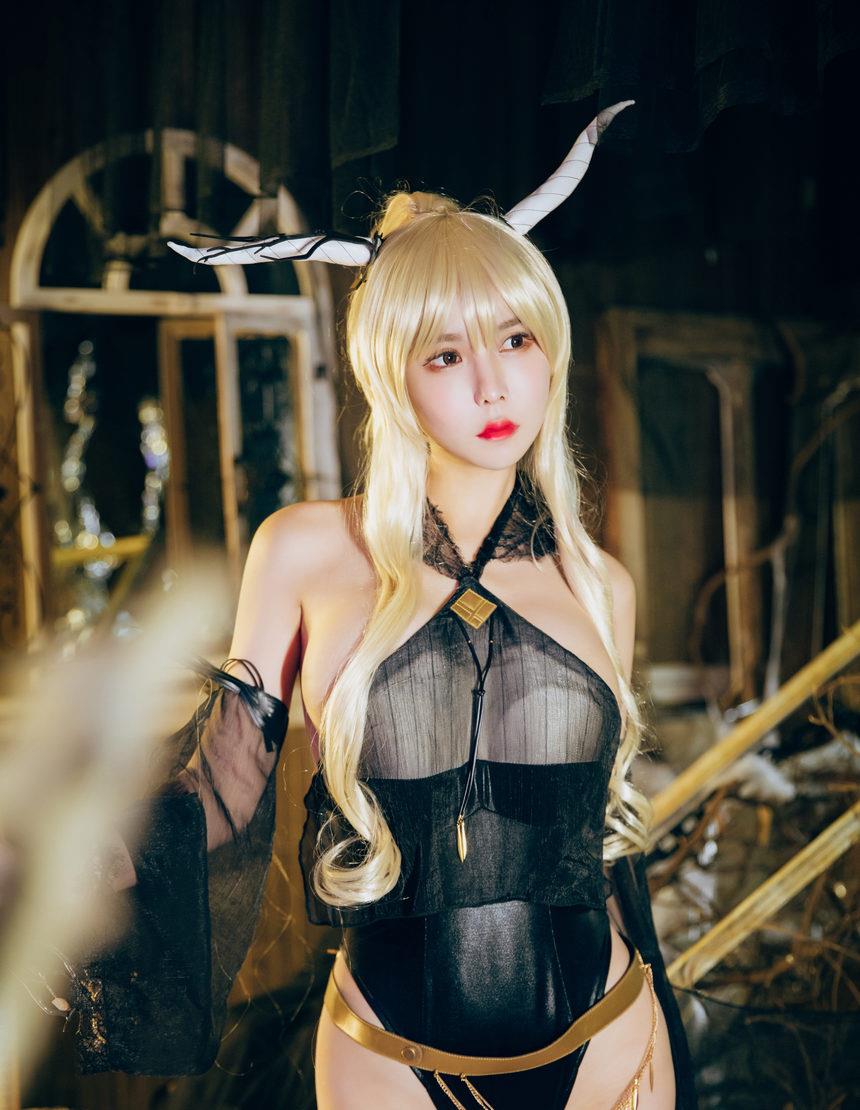 亚马逊鲶鱼 - 明日方舟 闪灵 泳衣 [20P-361MB]