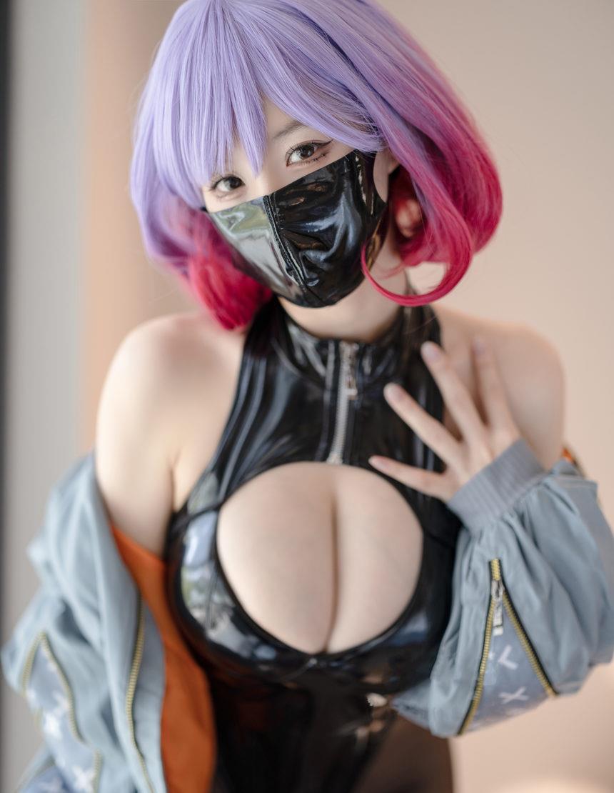 小仓千代w –  露娜 高开叉运动鞋[24P-88.9M]